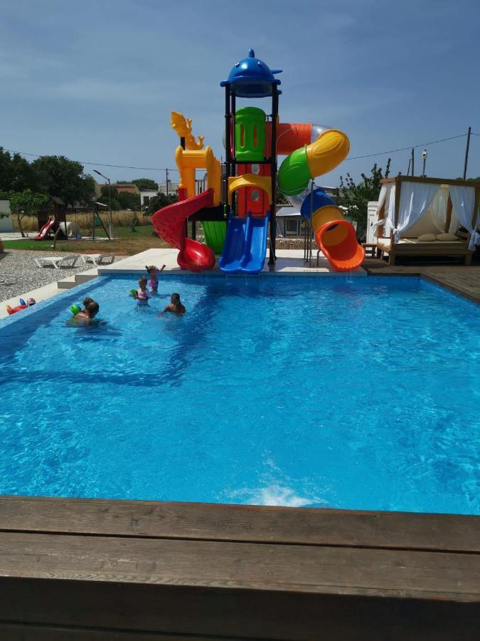 Mobilehome Elena Premium With Pool, Istria Banjole Buitenkant foto