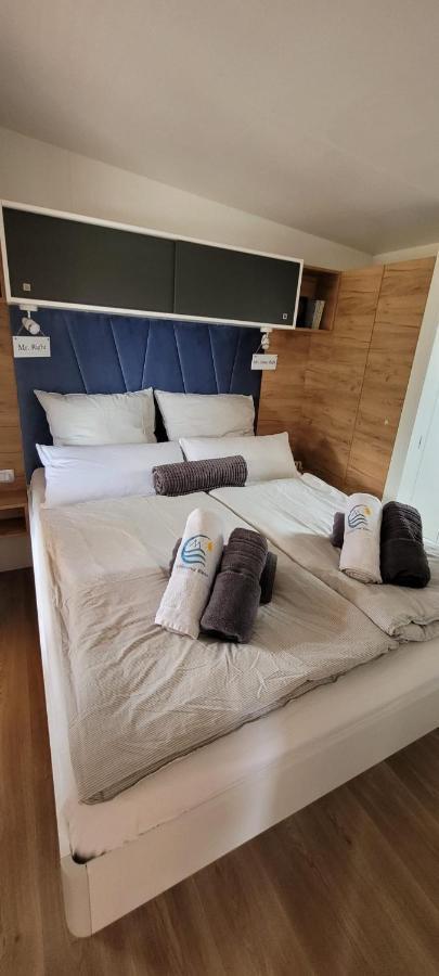 Mobilehome Elena Premium With Pool, Istria Banjole Buitenkant foto