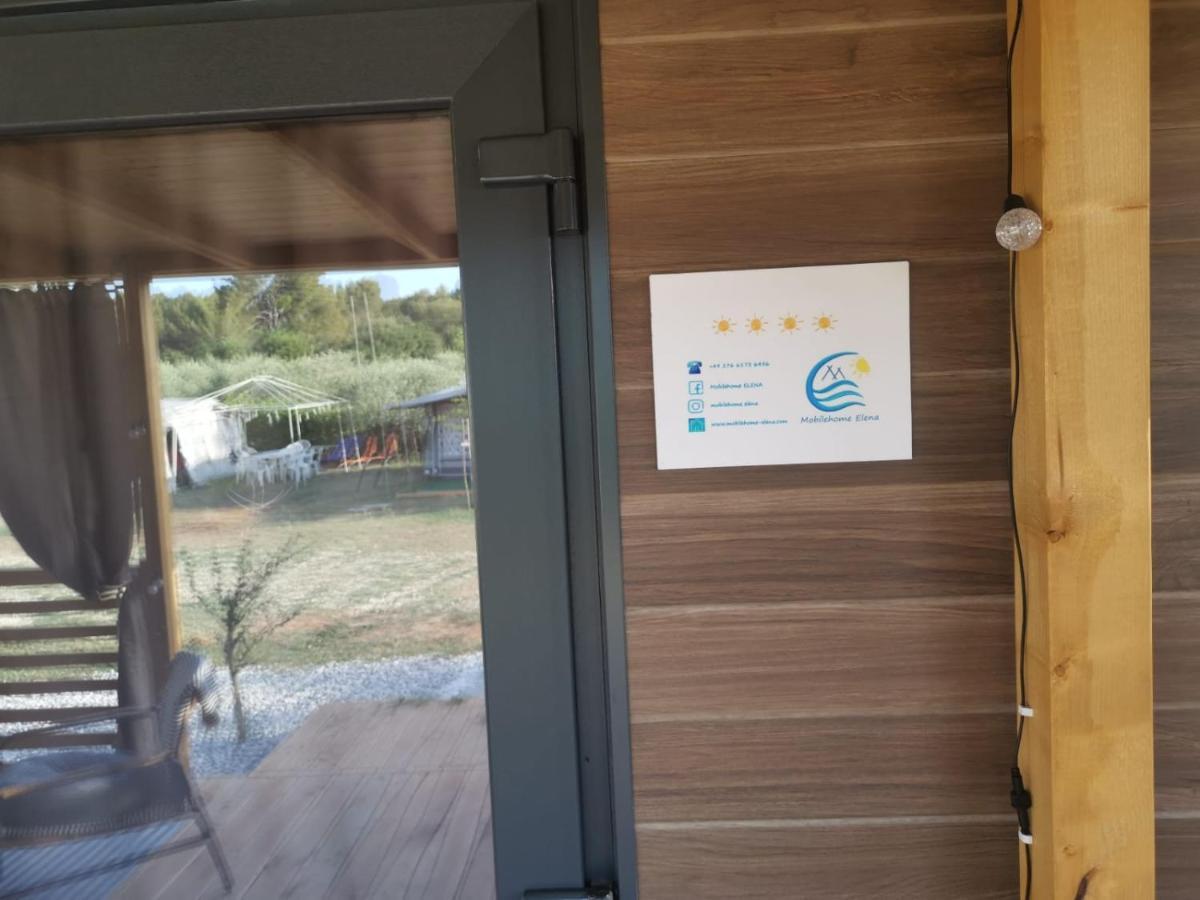 Mobilehome Elena Premium With Pool, Istria Banjole Buitenkant foto