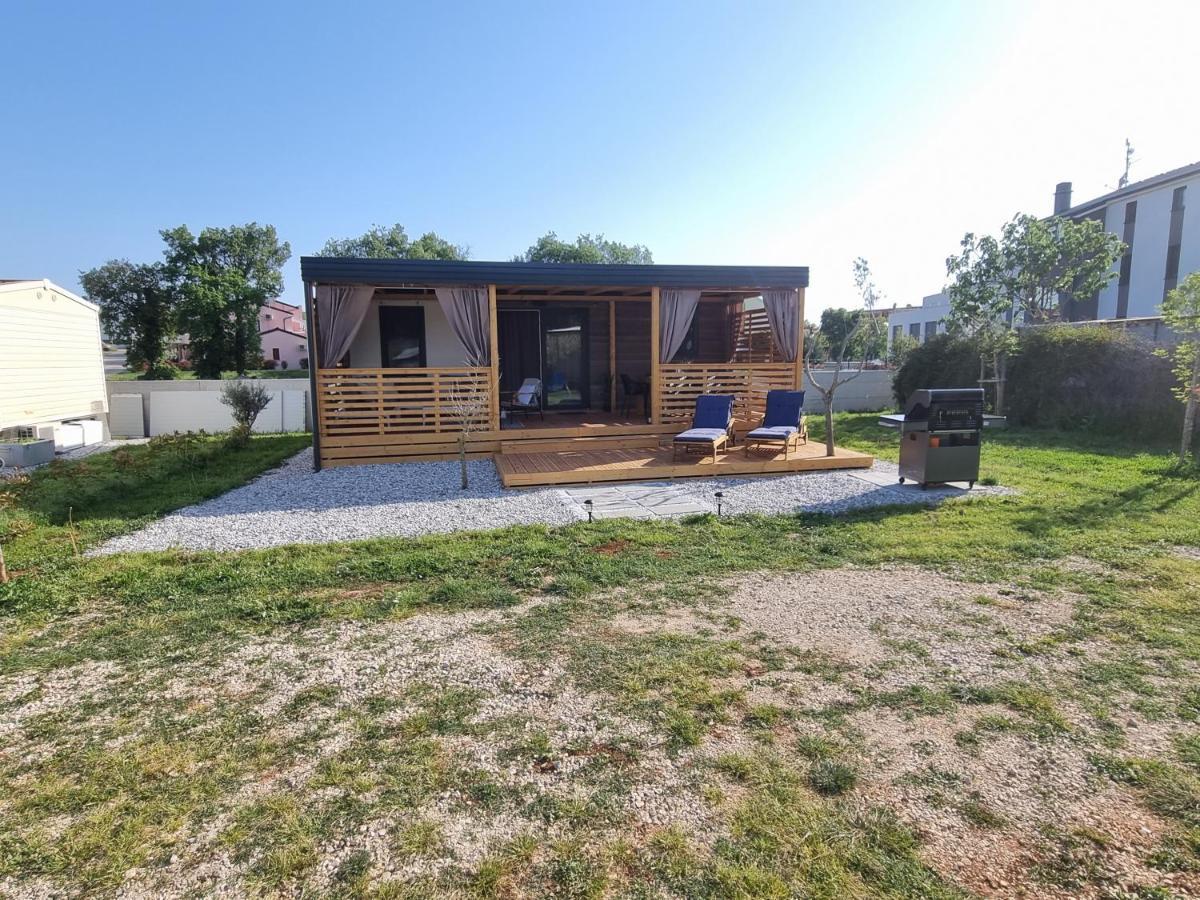 Mobilehome Elena Premium With Pool, Istria Banjole Buitenkant foto